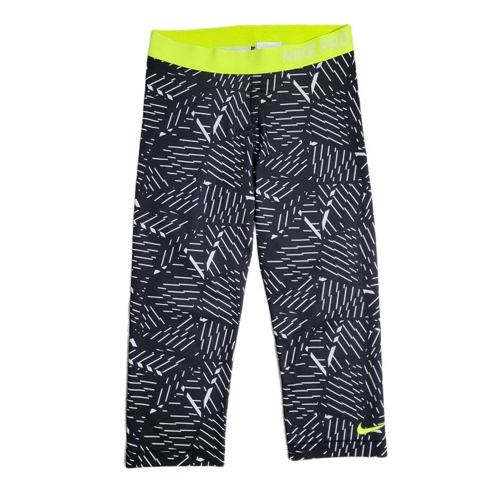 Nike Pro Capri Leggings Size Medium